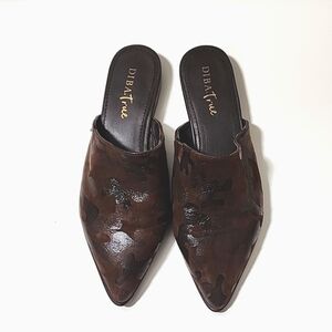 Beautiful leather slides by Diba True. Made in India. Brown leather shoes.